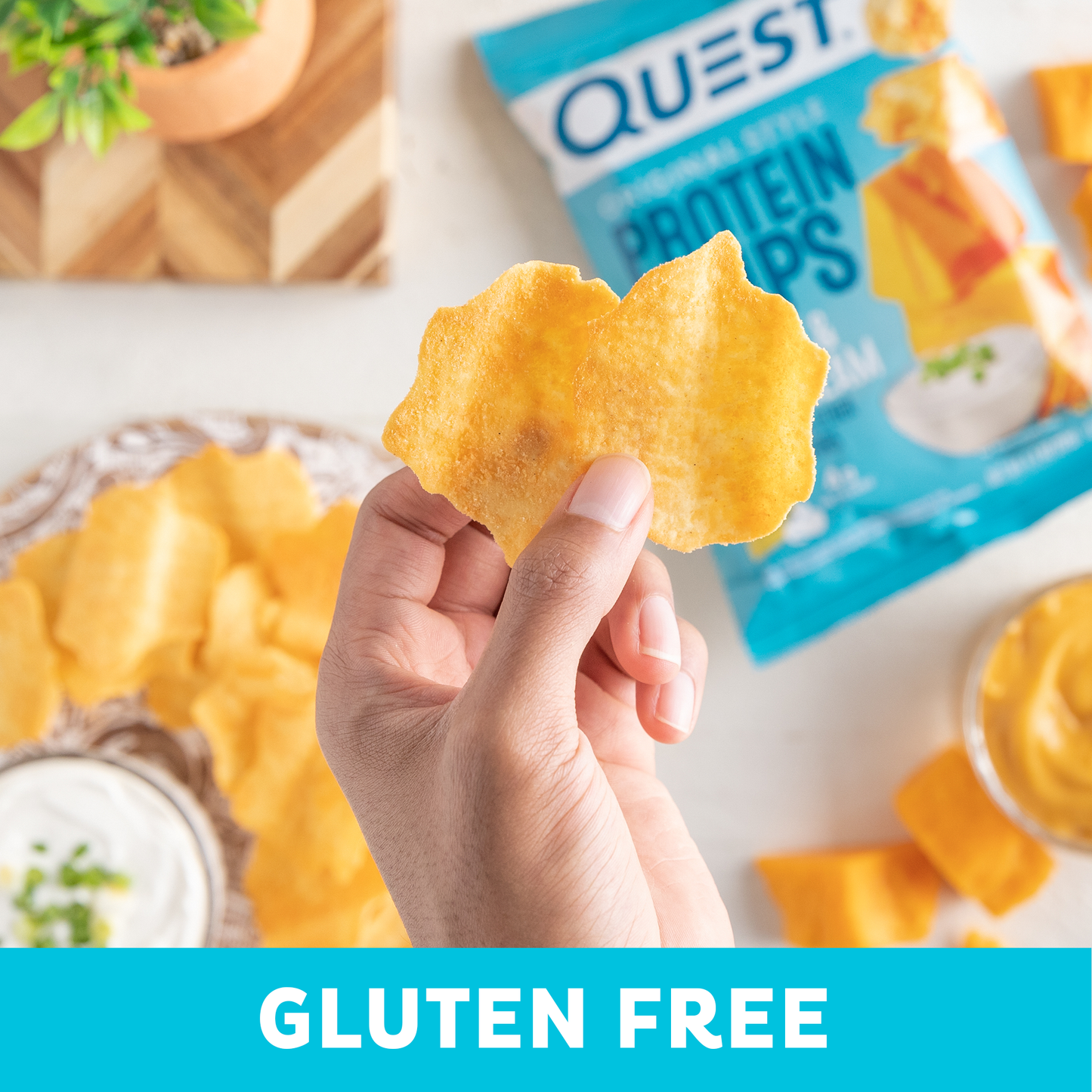 cheddar-and-sour-cream-original-style-protein-chips-h8 qst-000296_cheddar-_-sour-cream-original-style-protein-chips_7.2.png